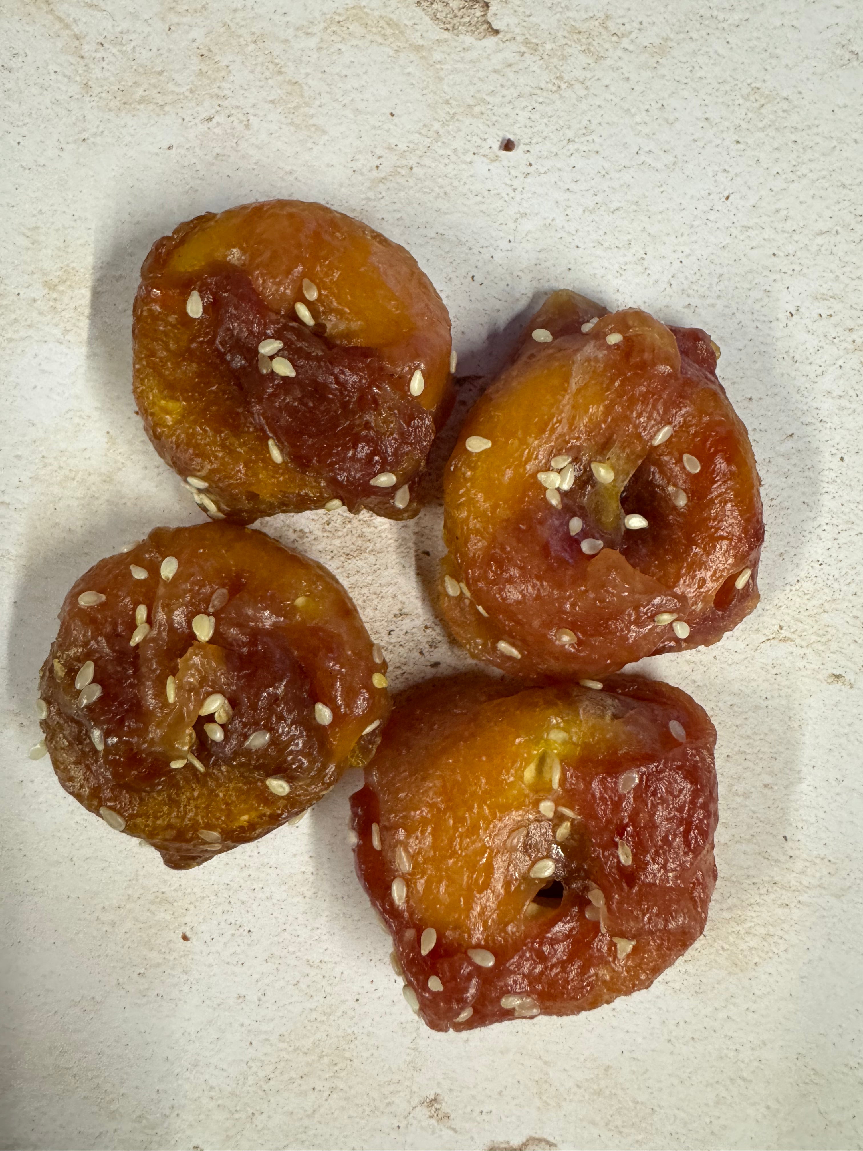 CHICKEN, LAMB AND WHITE SESAME BAGELS 500g